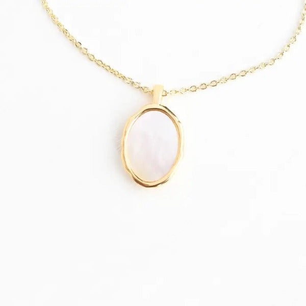 Mother of Pearl Oval Necklace