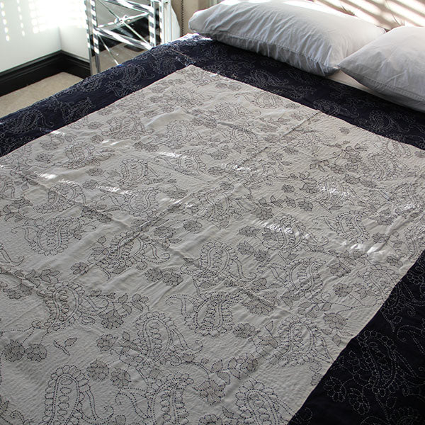 Hand-stitched Silk Bed Cover (Queen Sized)